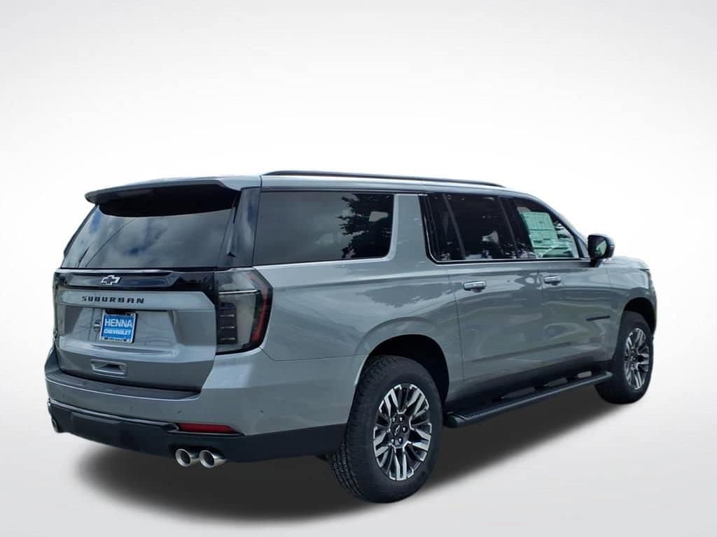 2026 Chevrolet Suburban - Image 2