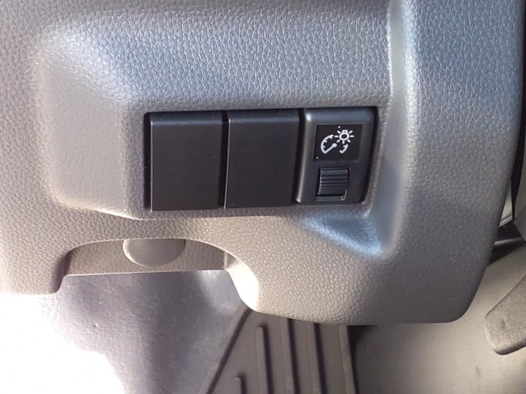 2025 Chevrolet Low Cab Forward 5500 XD - Image 8