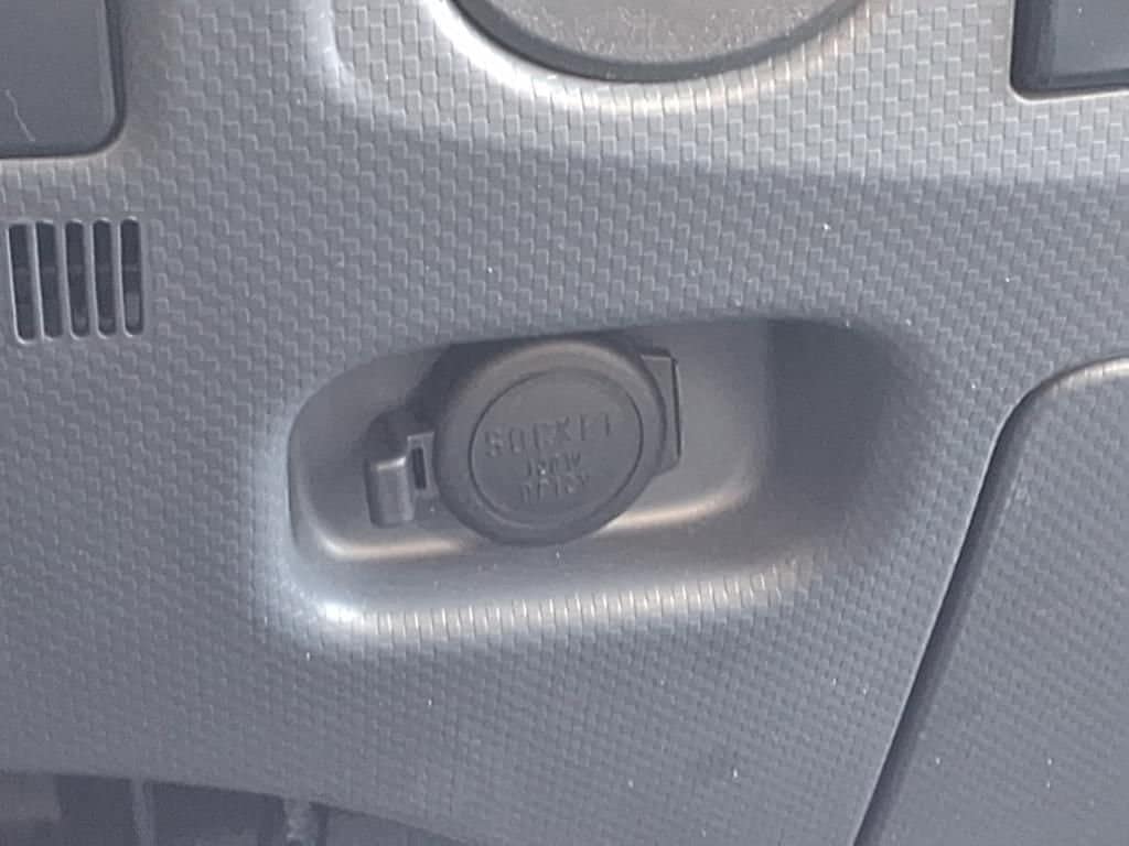 2025 Chevrolet Low Cab Forward 4500 HG - Image 17