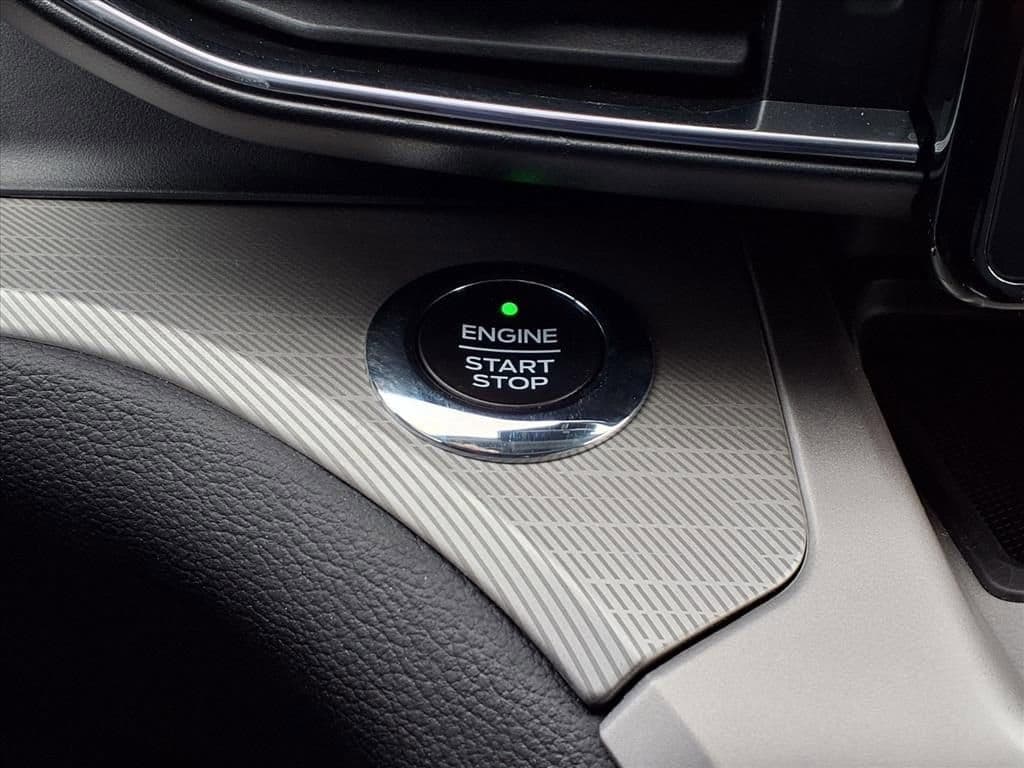 2021 Ford Explorer - Image 19