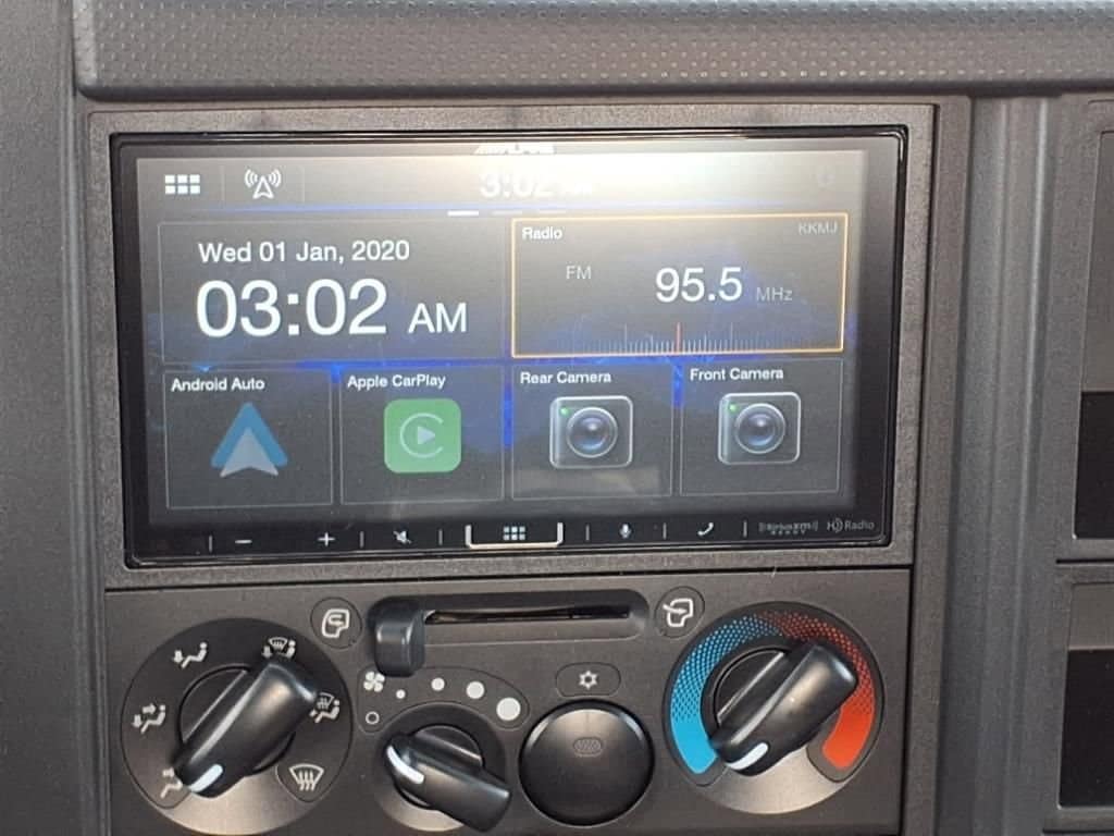 2025 Chevrolet Low Cab Forward 5500 XG - Image 12