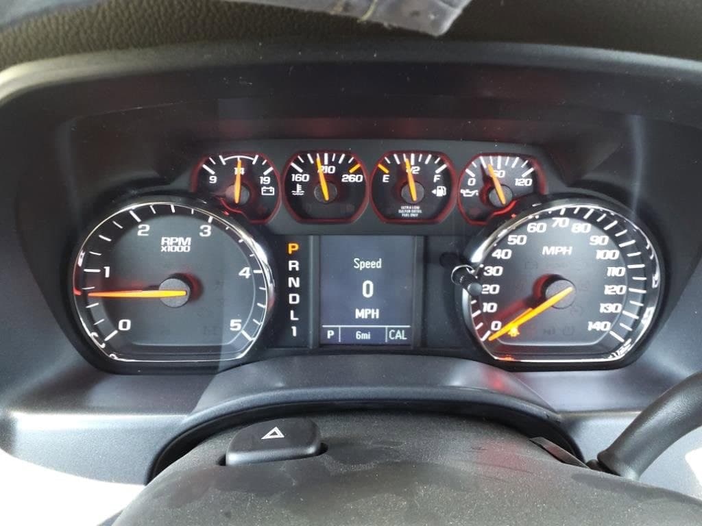 2023 Chevrolet Silverado 5500 HD - Image 21