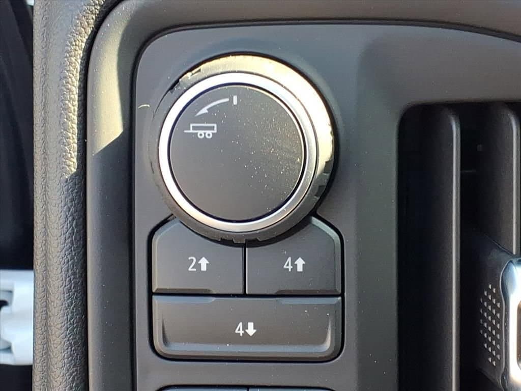 2026 Chevrolet Silverado 3500 HD Chassis Cab - Image 14