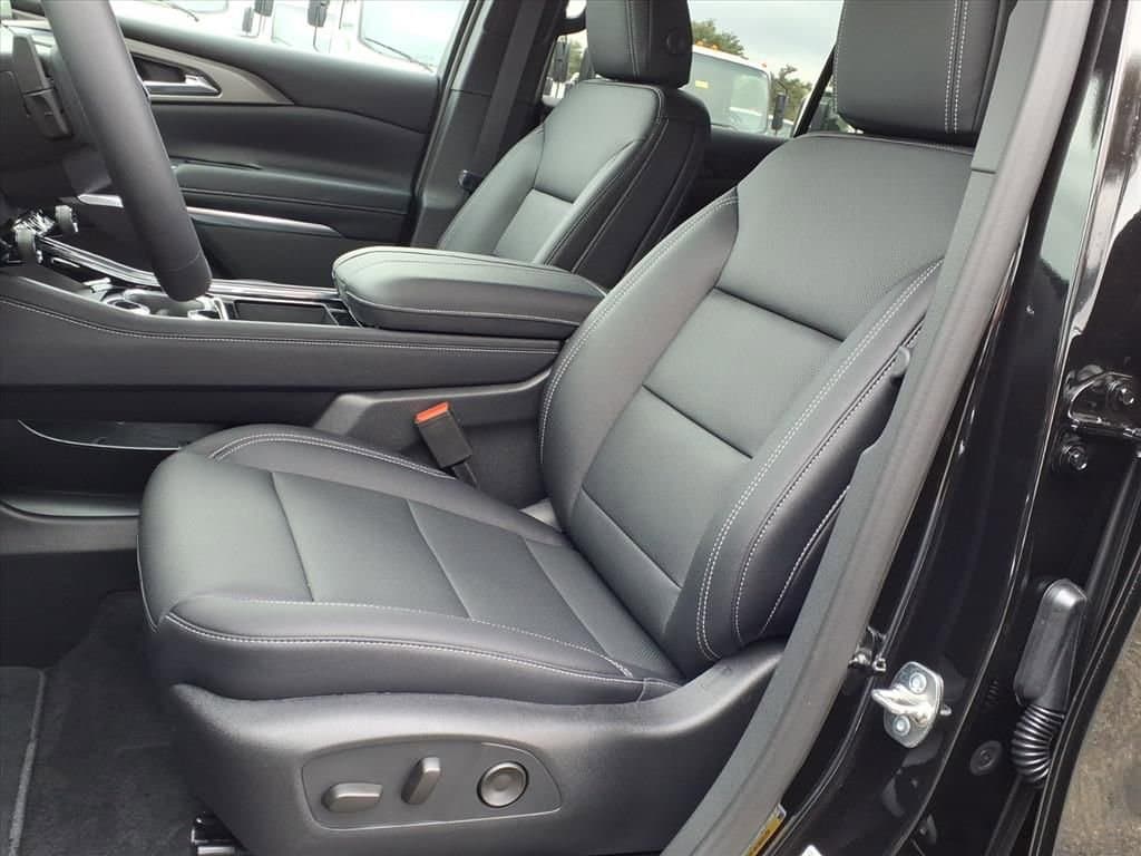 2026 Chevrolet Traverse - Image 10