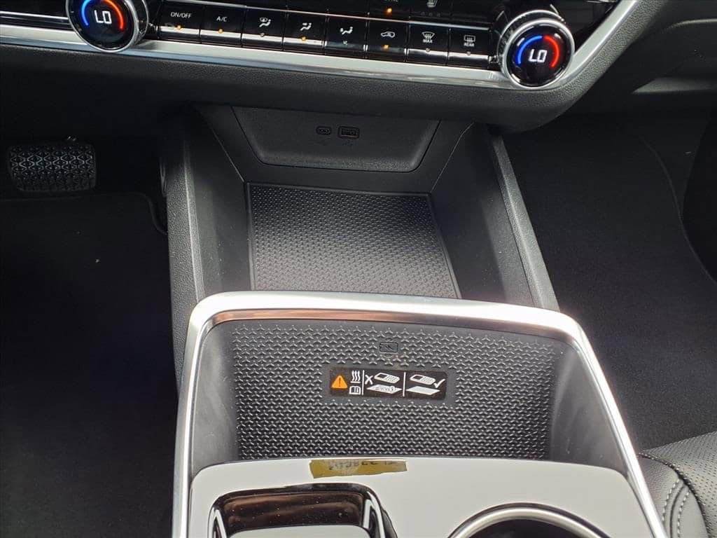 2026 Chevrolet Equinox - Image 17