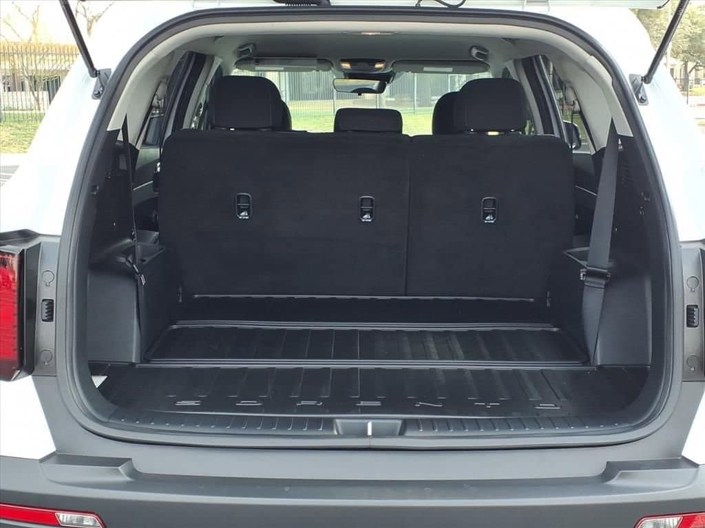 2023 Kia Sorento - Image 12