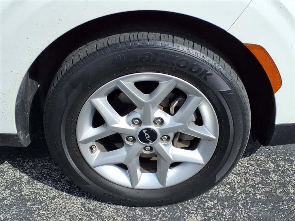 2022 Kia Soul - Image 8