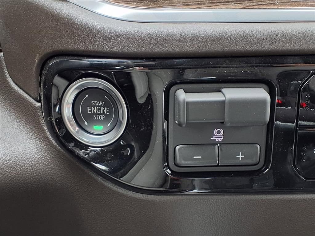 2026 Chevrolet Silverado 1500 - Image 13