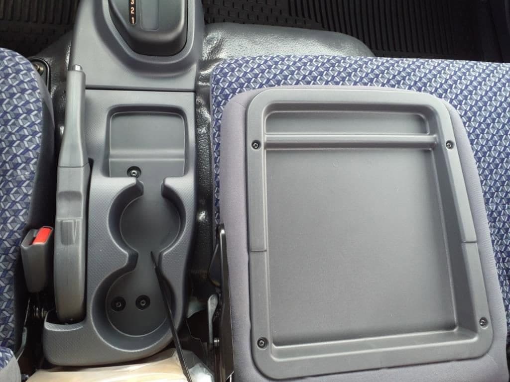 2025 Chevrolet Low Cab Forward 5500 XG - Image 9