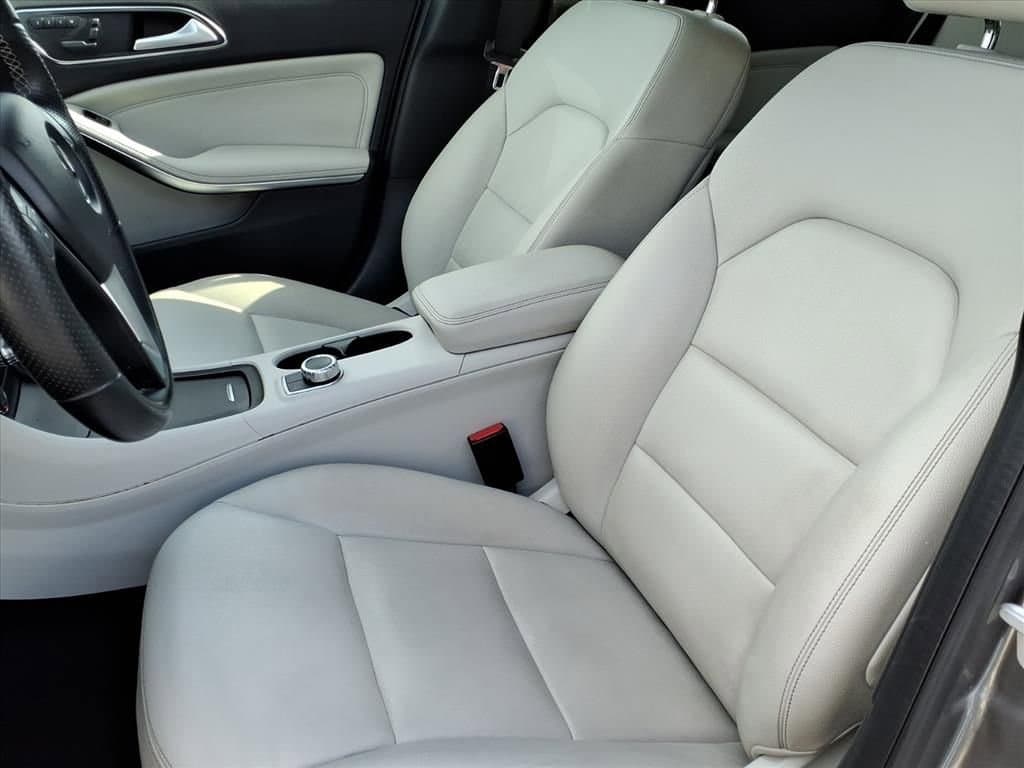 2015 Mercedes-Benz GLA-Class - Image 14