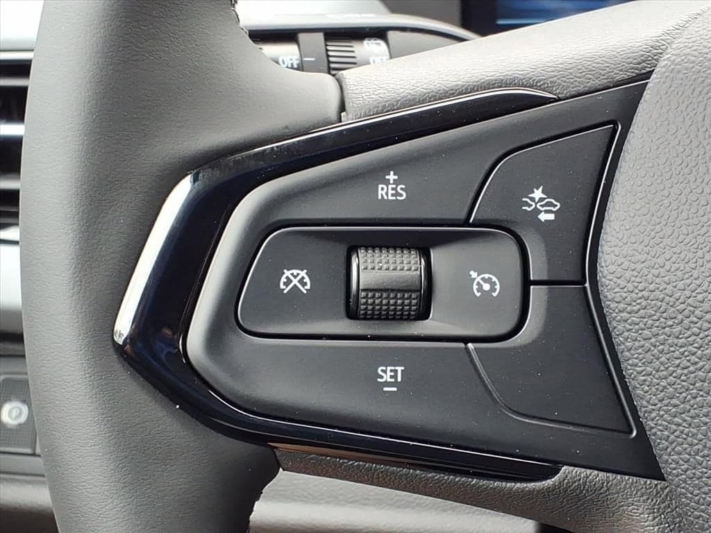 2027 Chevrolet Bolt - Image 23