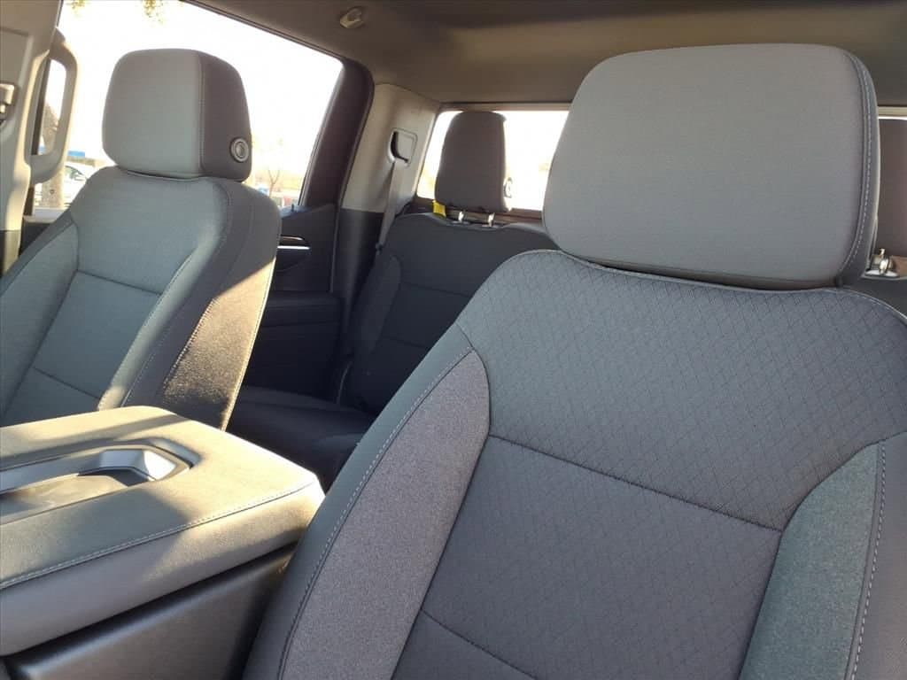 2026 Chevrolet Silverado 1500 - Image 14