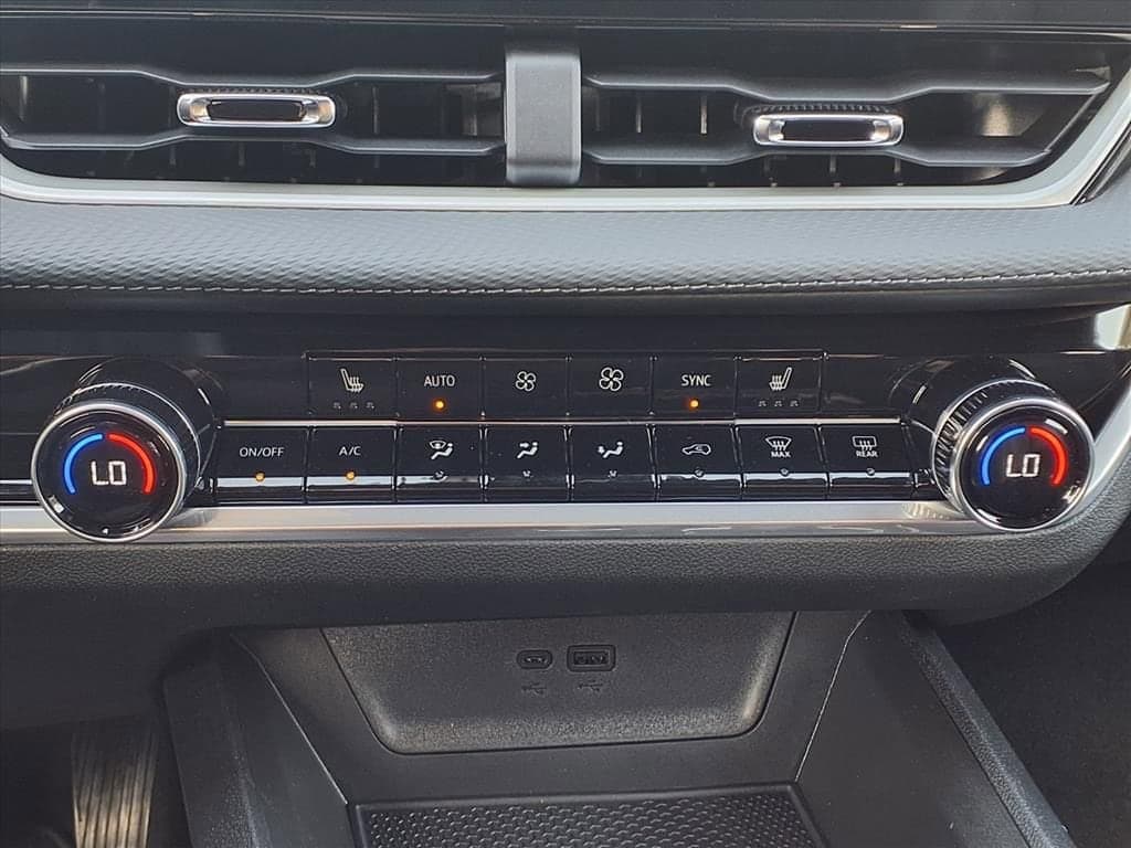 2026 Chevrolet Equinox - Image 14