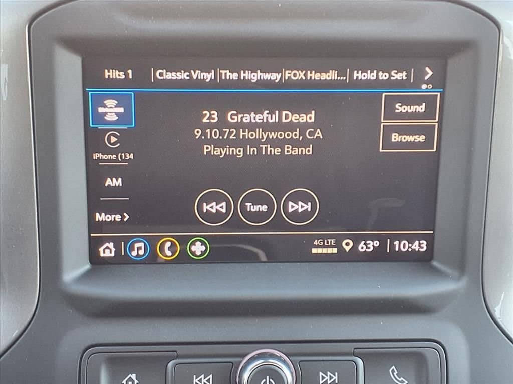 2026 Chevrolet Silverado 1500 - Image 11