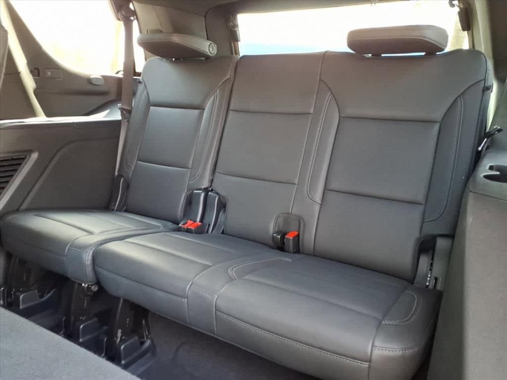 2025 Chevrolet Tahoe - Image 21