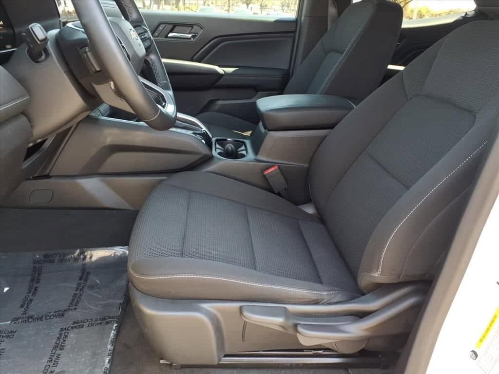 2024 Chevrolet Colorado - Image 14