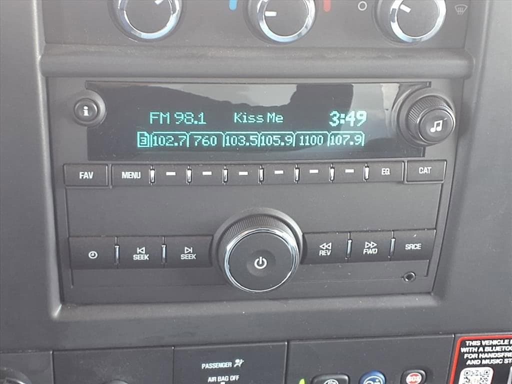 2025 Chevrolet Express Cutaway 3500 - Image 14