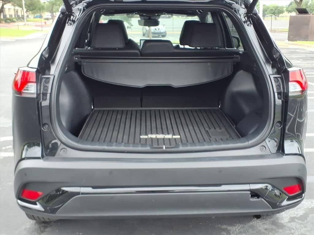 2026 Toyota Corolla Cross - Image 10