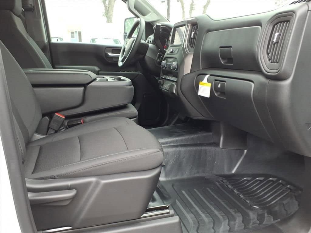 2026 Chevrolet Silverado 2500 HD - Image 18