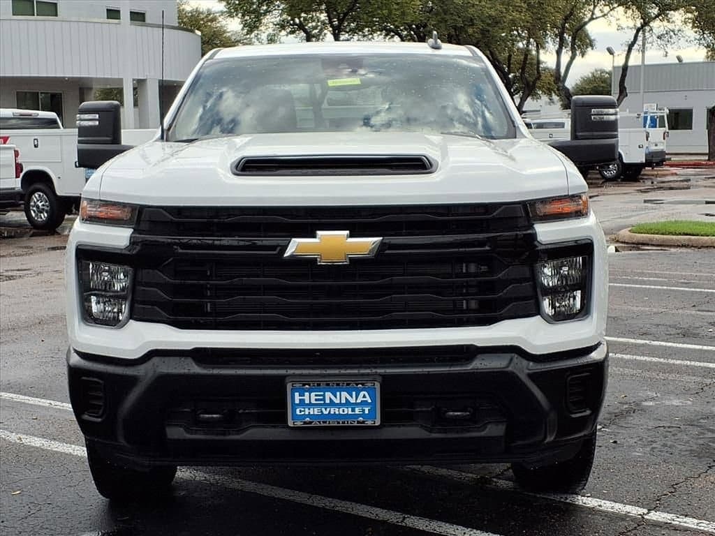 2026 Chevrolet Silverado 2500 HD - Image 2