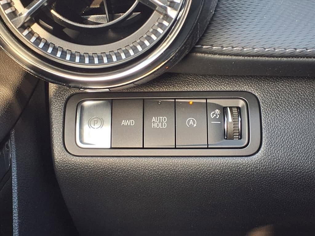 2026 Chevrolet Equinox - Image 10