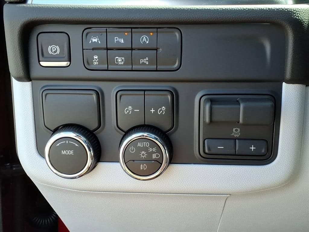 2026 Chevrolet Tahoe - Image 13