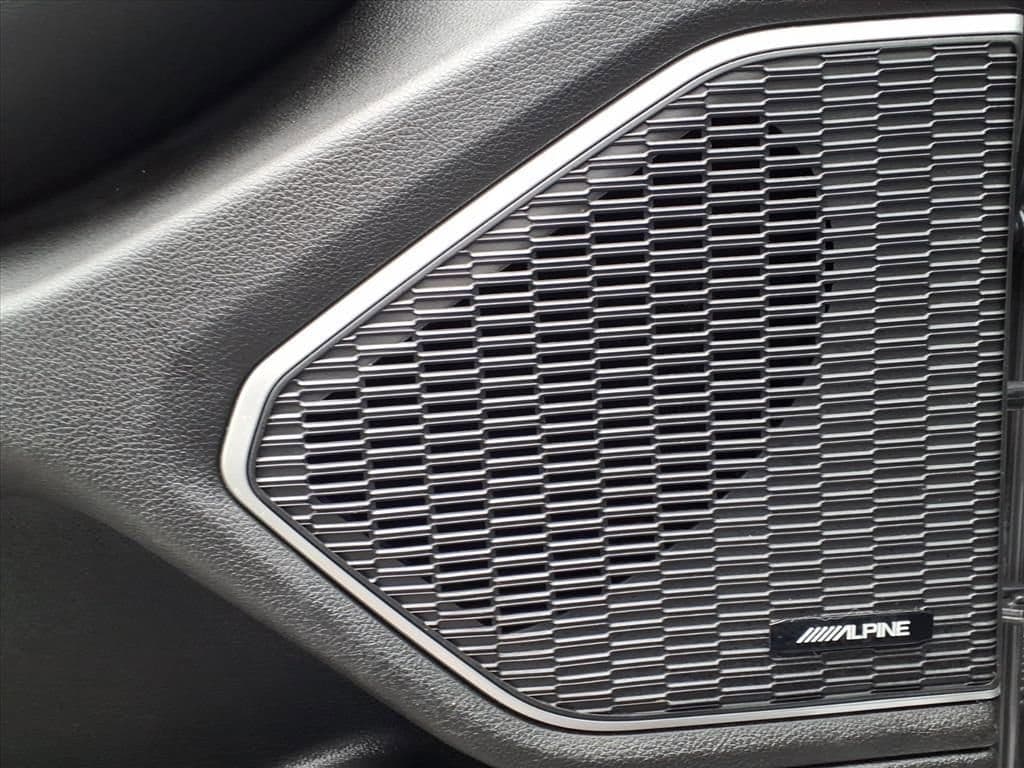 2021 Jeep Grand Cherokee L - Image 17