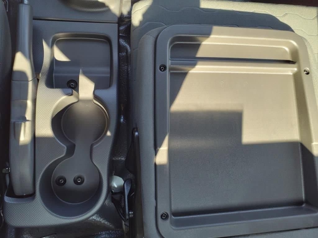 2025 Chevrolet Low Cab Forward 5500 XD - Image 15