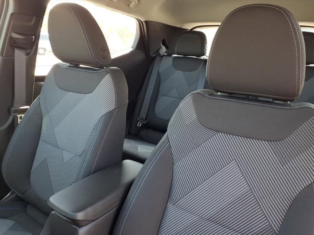 2027 Chevrolet Bolt - Image 15