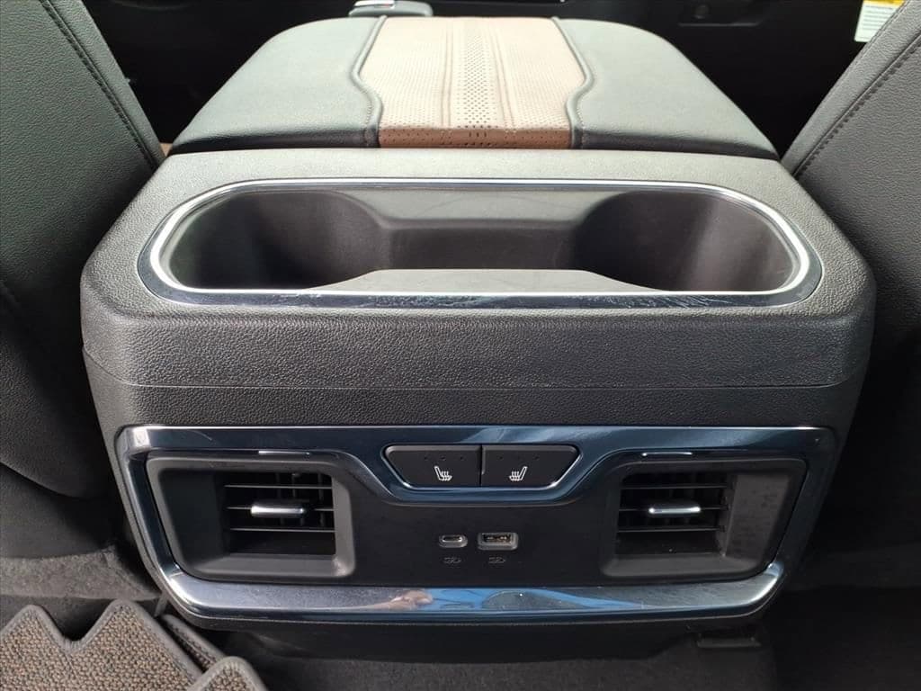 2023 Chevrolet Silverado 1500 - Image 19