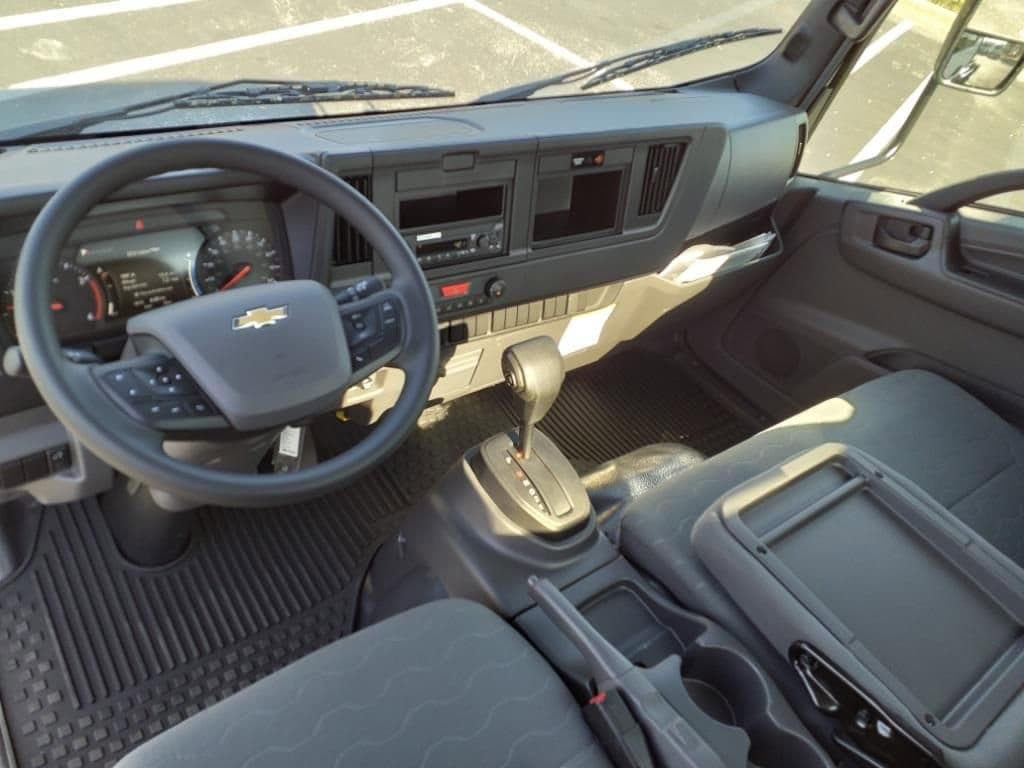 2025 Chevrolet Low Cab Forward 5500 XD - Image 8