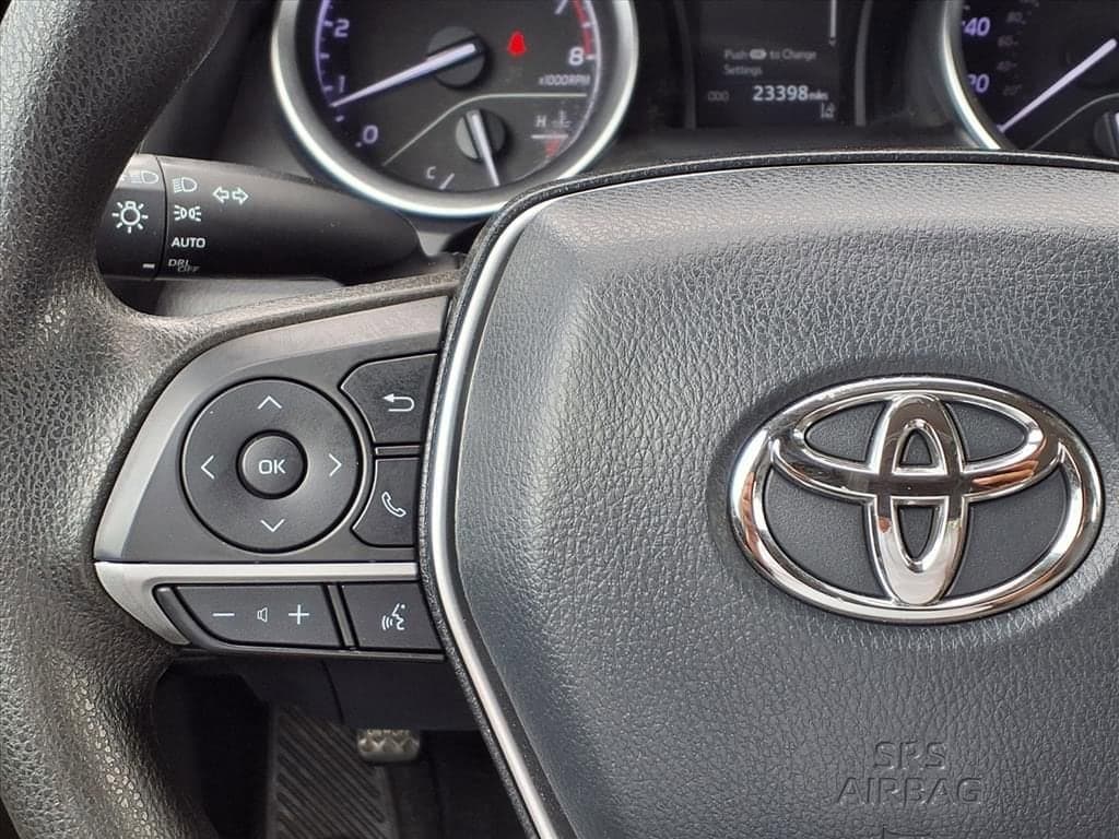 2021 Toyota Camry - Image 21