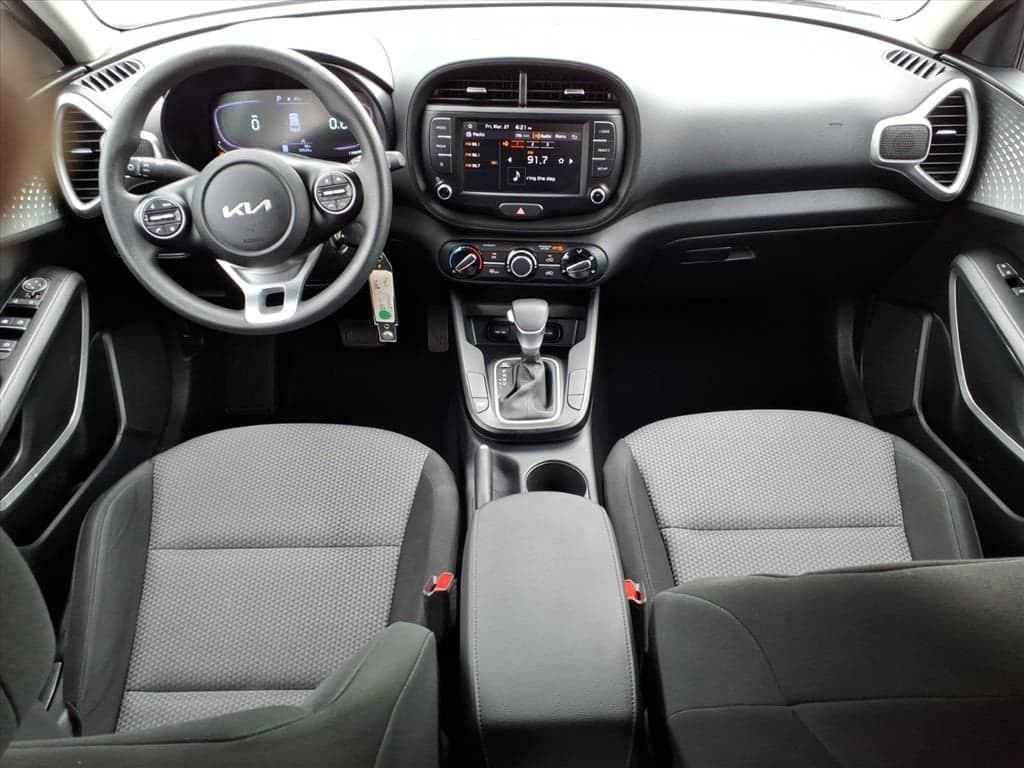 2023 Kia Soul - Image 17