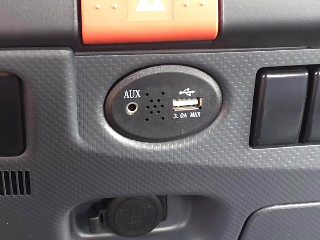 2025 Chevrolet Low Cab Forward 5500 XG - Image 15