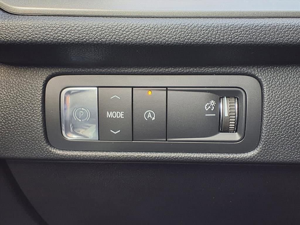 2026 Chevrolet Traverse - Image 10