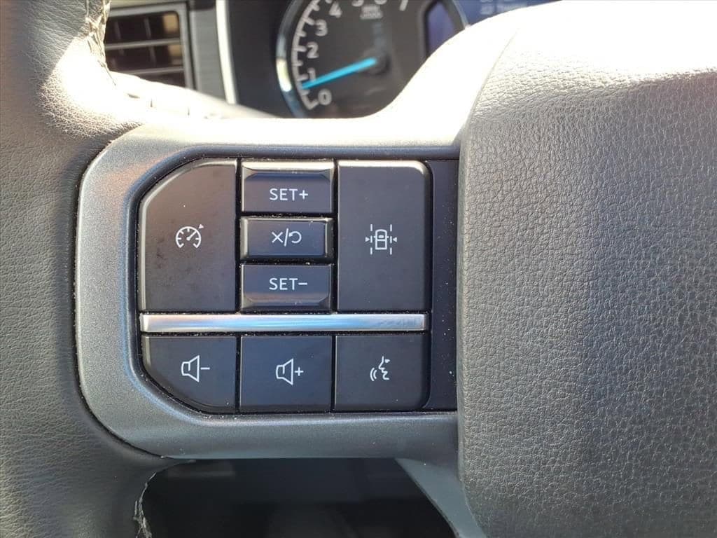 2023 Ford F-150 - Image 30