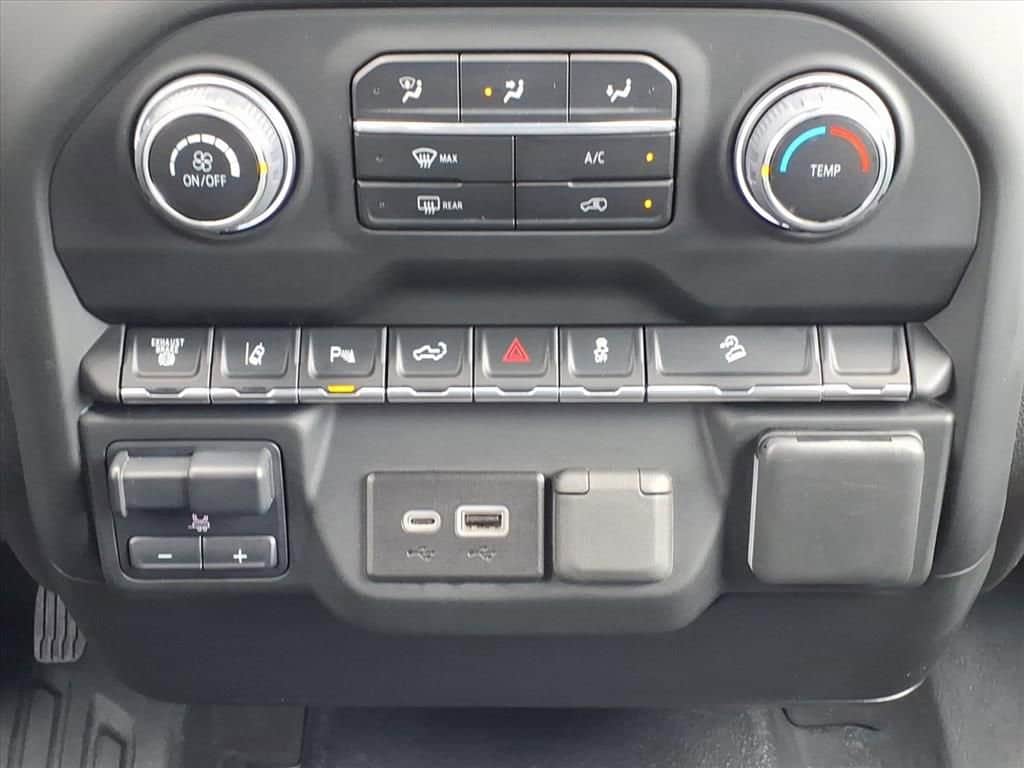 2024 Chevrolet Silverado 3500 HD - Image 19