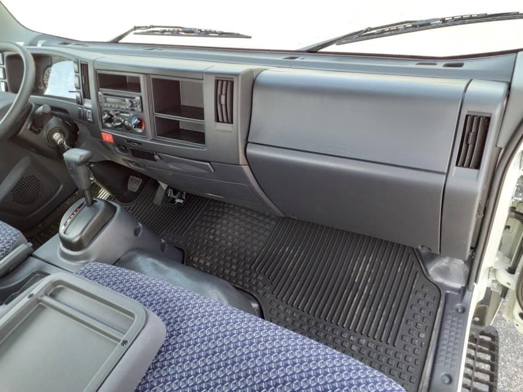 2024 Chevrolet Low Cab Forward 4500 HG - Image 8