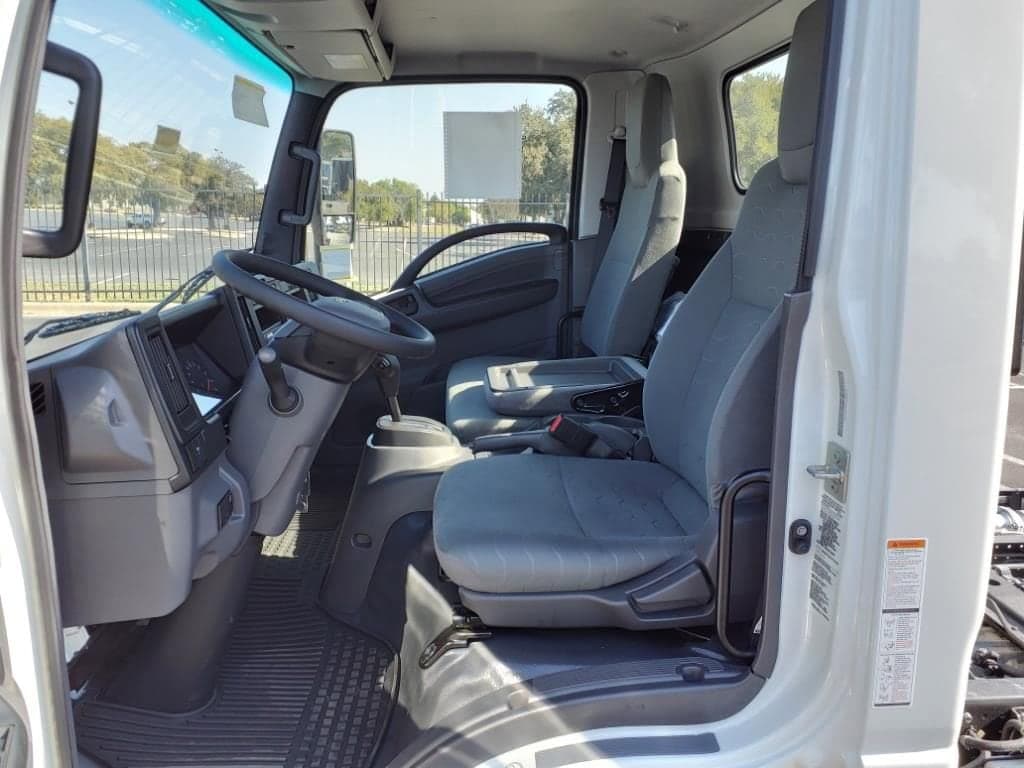 2025 Chevrolet Low Cab Forward 5500 XD - Image 6