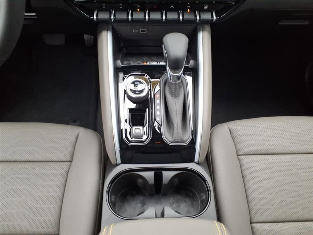 2026 Chevrolet Colorado - Image 21