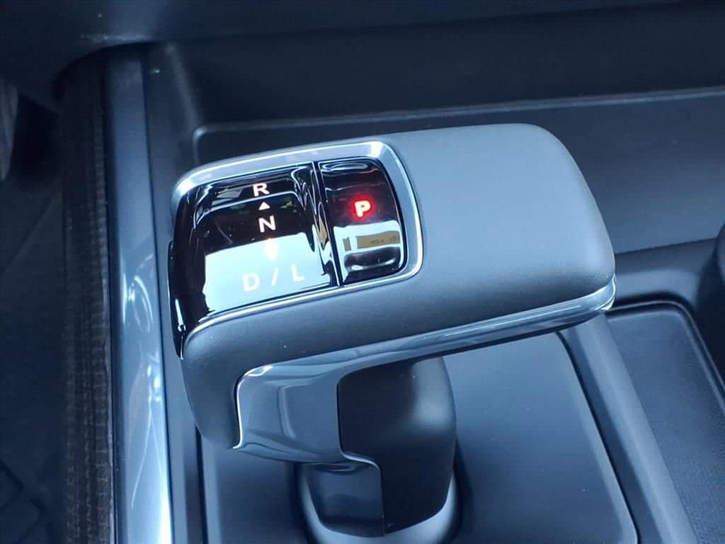 2026 Chevrolet Silverado 1500 - Image 15