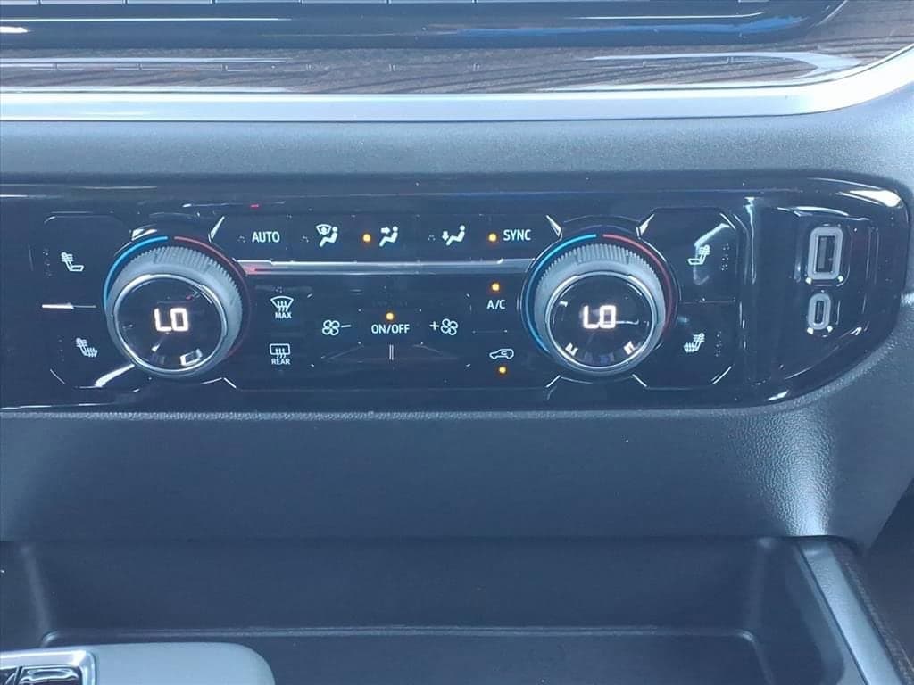 2026 Chevrolet Silverado 1500 - Image 16