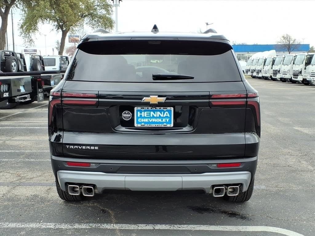 2026 Chevrolet Traverse - Image 6