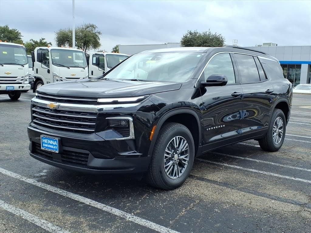 2026 Chevrolet Traverse - Image 3