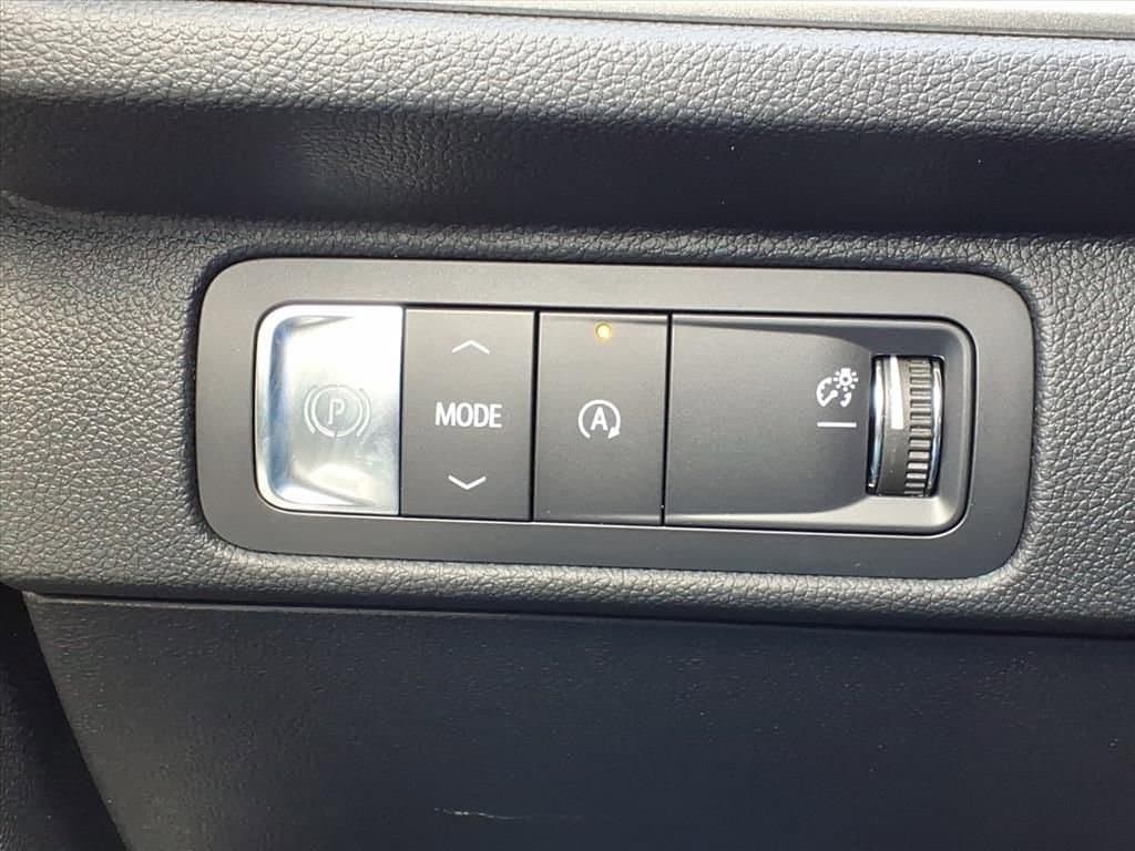 2026 Chevrolet Traverse - Image 18