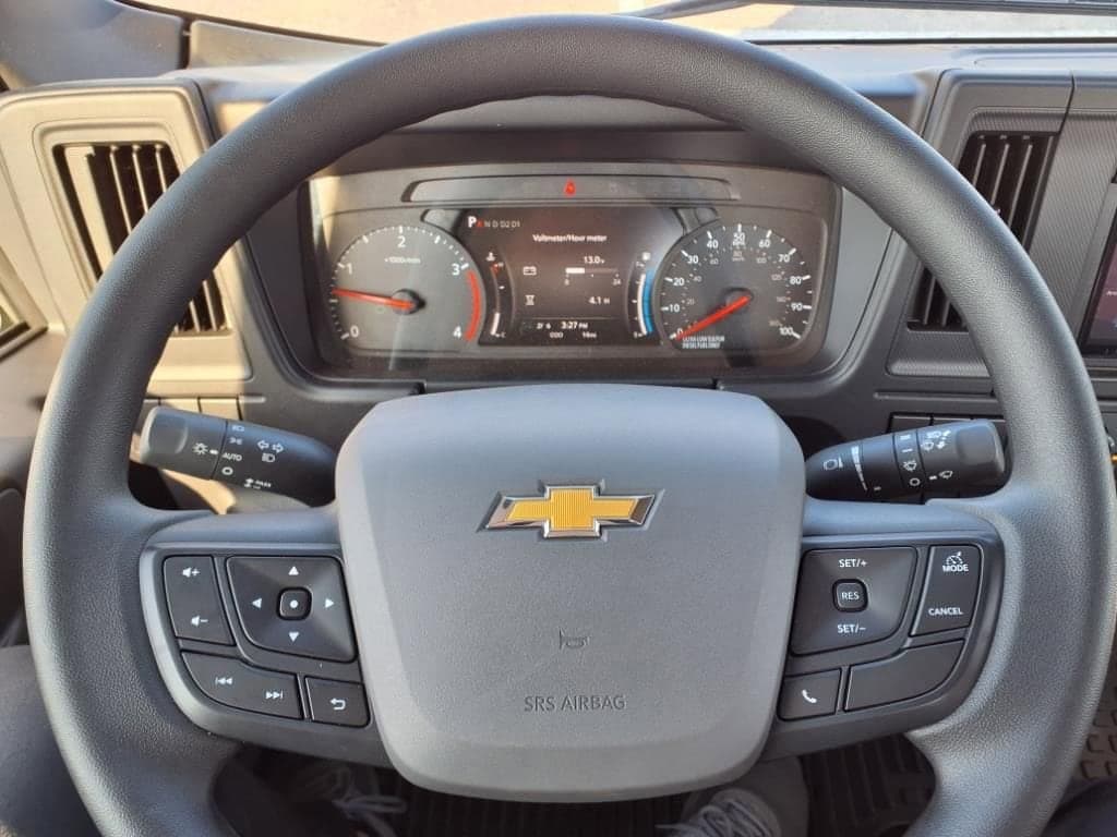 2025 Chevrolet Low Cab Forward 5500 XD - Image 21