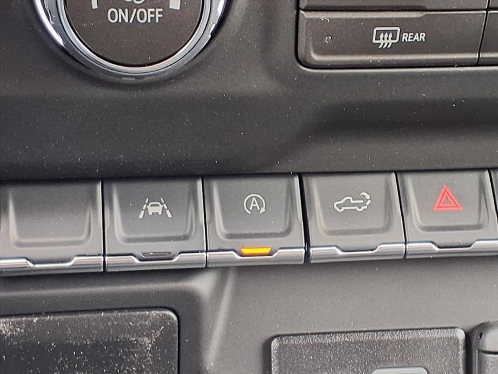 2026 Chevrolet Silverado 1500 - Image 9