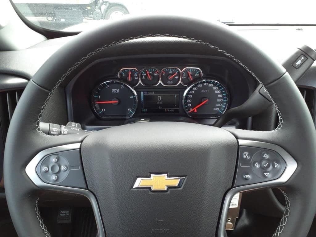 2024 Chevrolet Silverado 6500 HD - Image 19