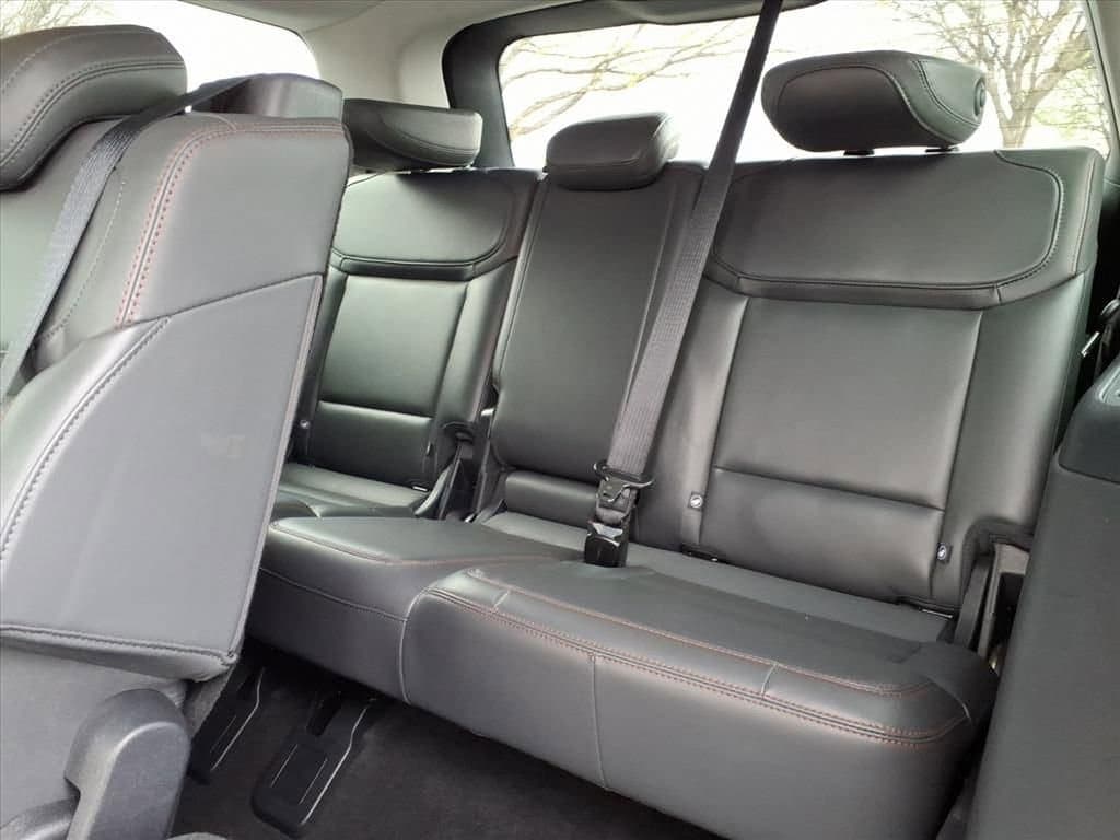 2025 Ford Expedition - Image 25