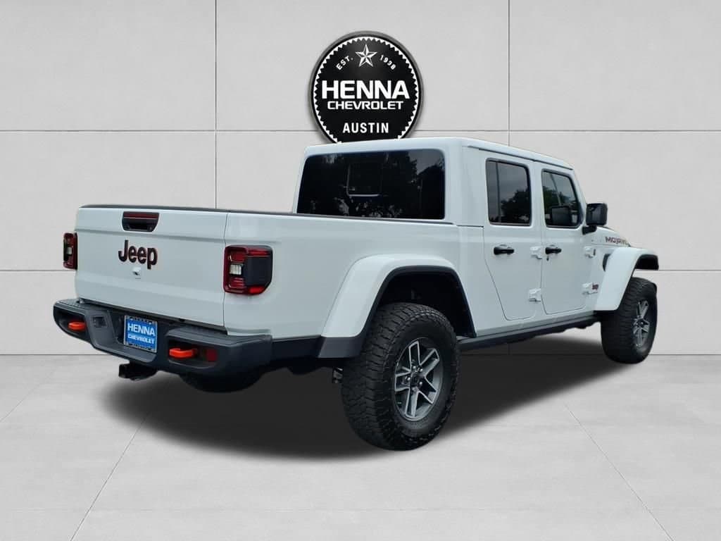 2025 Jeep Gladiator - Image 5